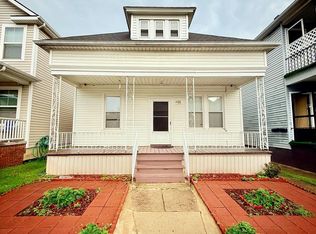 3122 Belmont St, Hamtramck, MI 48212