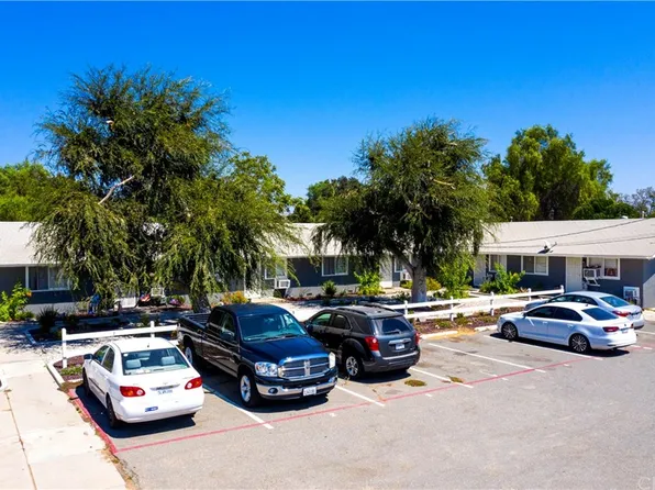 11937 Knoefler Dr, Riverside, CA 92505