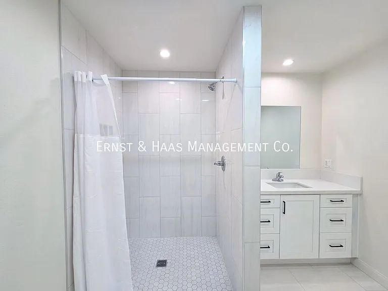 321 Chestnut Ave #3 — Photo 8