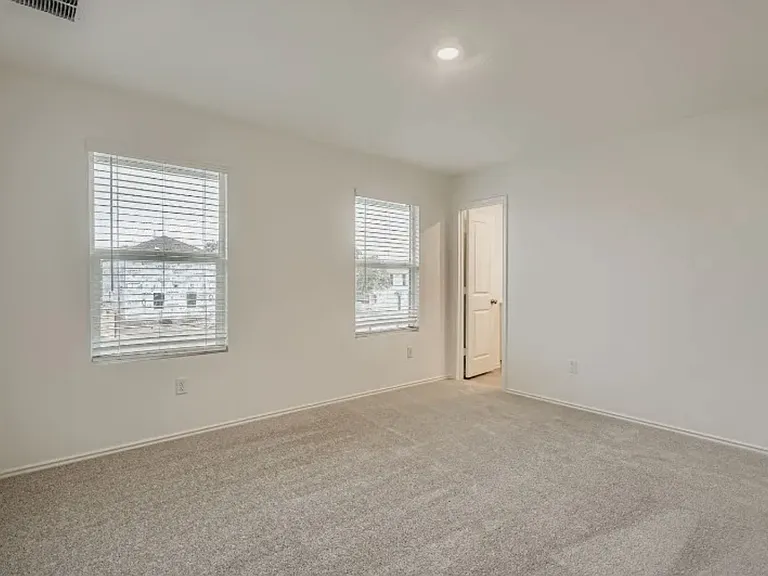 321 Keefer — Photo 15