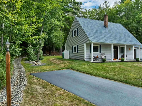11 Knoll Road, Wolfeboro, NH 03894
