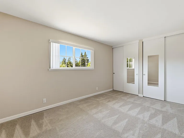 875 Tartarian Way — Photo 21