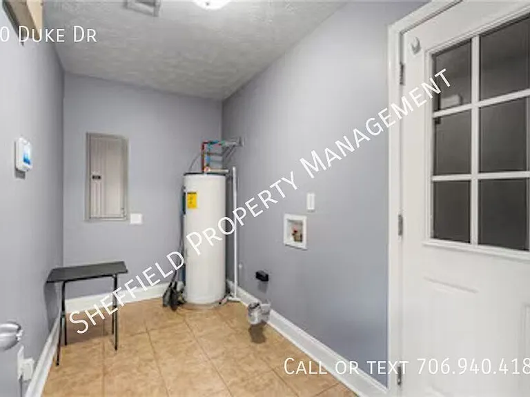 60 Duke Dr — Photo 20