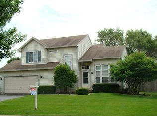 1450 Lundberg Ave, Batavia, IL 60510