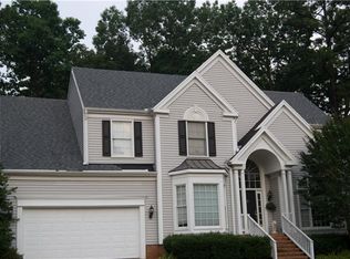 103 Colinsburgh Ct, Cary, NC 27518