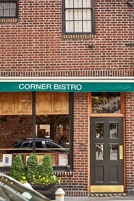 Rented by R New York | media 30