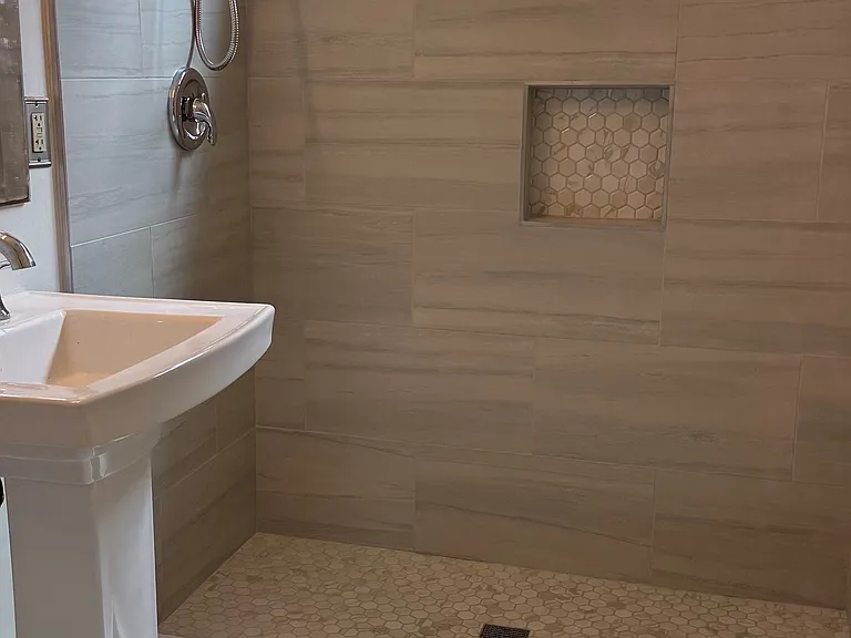 6526 Van Noord Ave — Photo 10