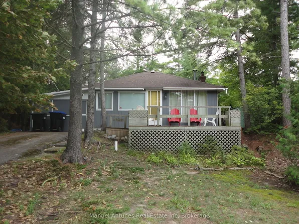 1027 River Rd E, Wasaga Beach, ON L9Z 2P7