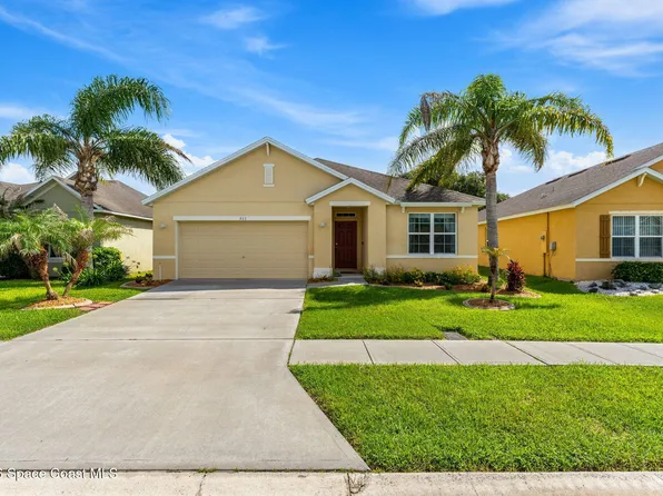 931 Ambergate St, Titusville, FL 32780