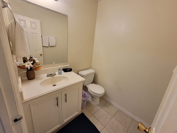 5th image of 3813 Lydia St APT A
