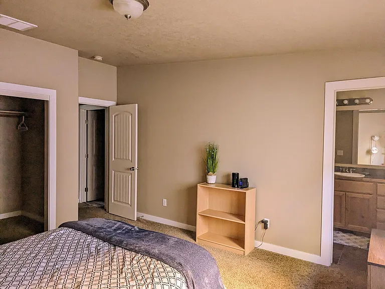 891 E Lockhart Ln — Photo 6