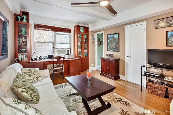 Sold by MEIER | media 12