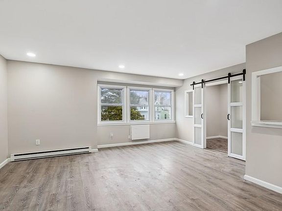 3rd image of 188 Park St #1