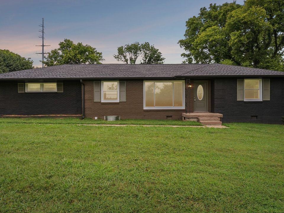 1st image of 801 Lemont Dr