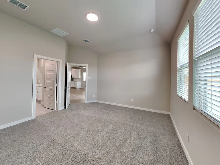 510 Green Grass Dr — Photo 8