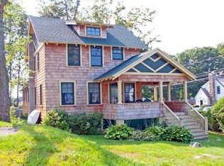 3 Beach Rd, Groton, CT 06340