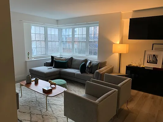 Rented by Owner | media 12