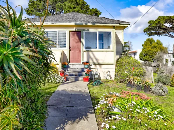 866 Hellam St, Monterey, CA 93940