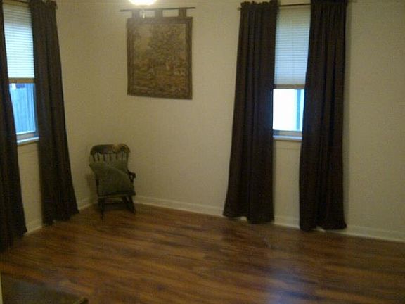 5th image of 446 N Pearl St