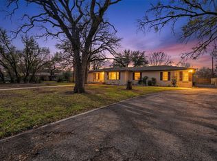 106 Lakeridge Rd, Lakeside, TX 76108