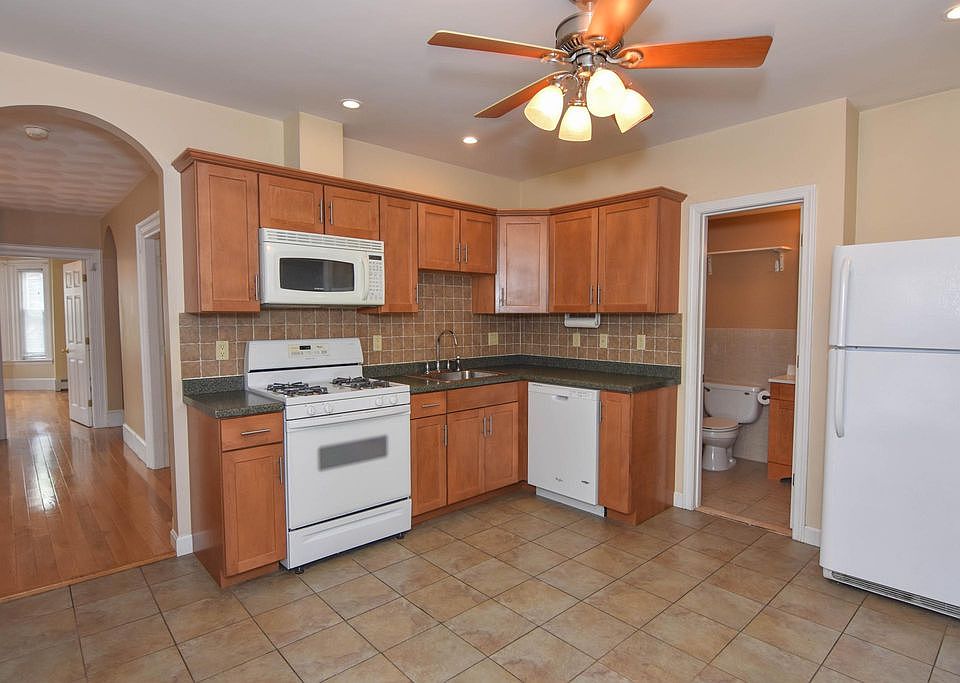 1st image of 66 Church St #1