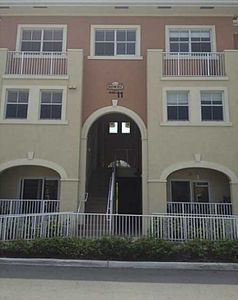 8833 NW 107th Ct UNIT 203, Doral, FL, 33178