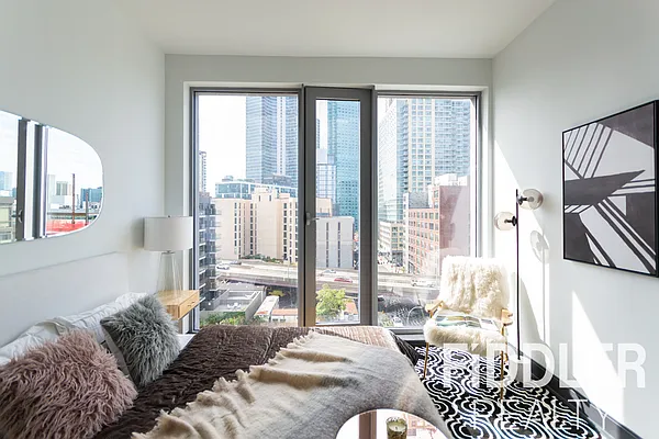 Rented by The KCI Group | media 16