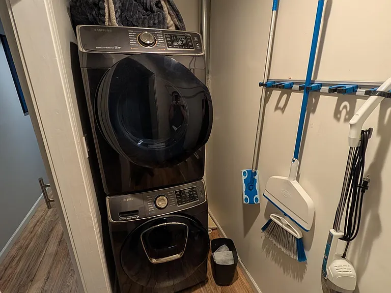 14 E Balboa Dr — Photo 8