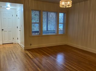 1430 SW Moss St APT 5, Portland, OR 97219