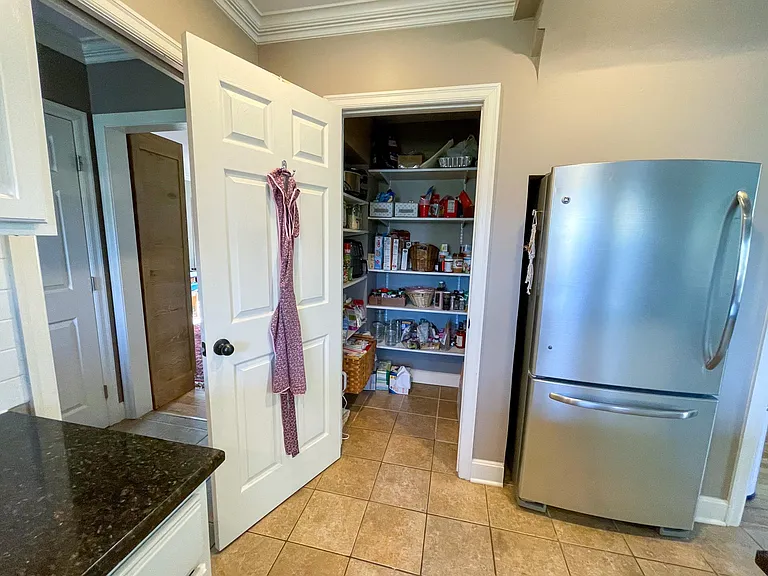 1609 Carolyn Dr — Photo 15