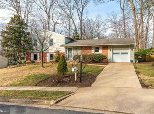 6615 Sandover Ct, Springfield, VA 22152