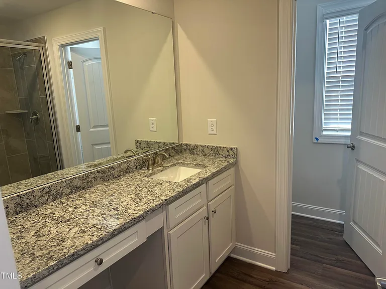 5300 River Reach Dr — Photo 18