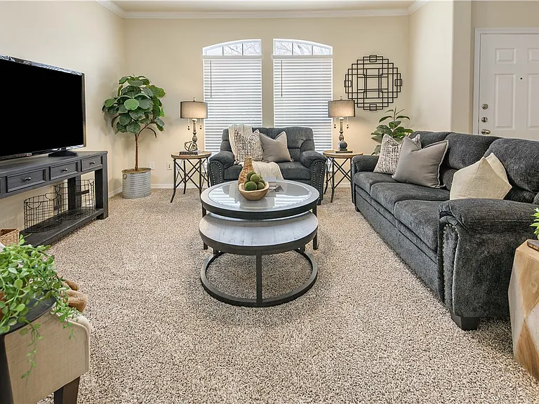 305 Holleman Dr E #102 — Photo 5