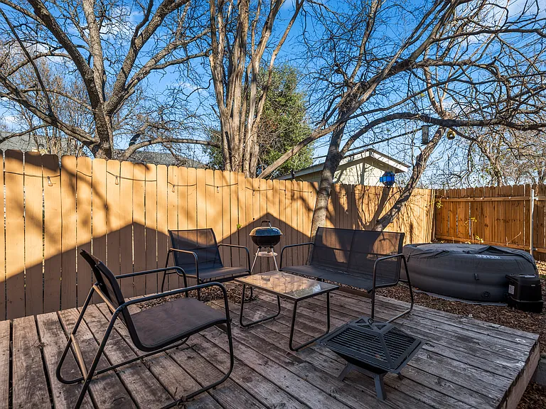 2807 Breeze Ter — Photo 2