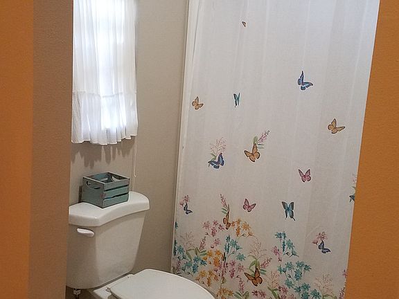 4th image of 3795 Garnet Dr