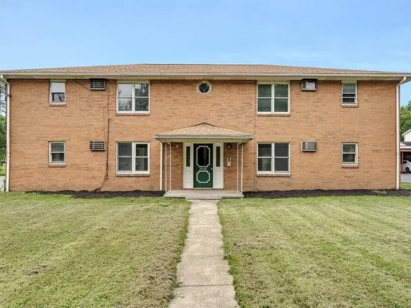 895 Cook Ave, Youngstown, OH