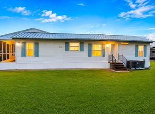 5951 SE 158th Ct, Ocklawaha, FL 32179