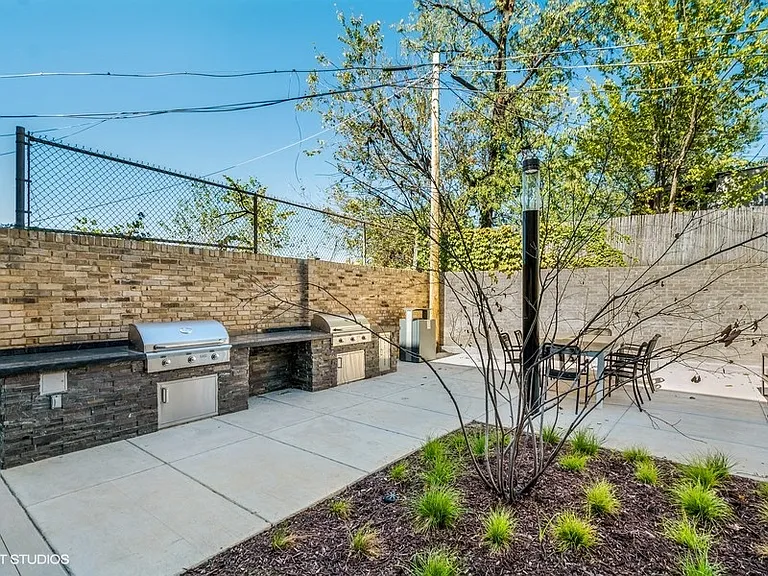 Carver and Slowe Apartments — Photo 4