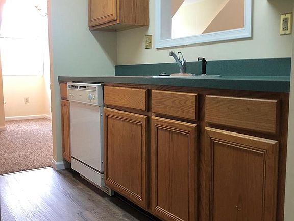5th image of 261 W Uwchlan Ave #1