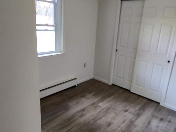 5th image of 34 Railroad St #11