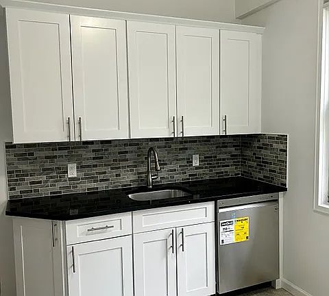 5th image of 16010 89th Ave APT 1D