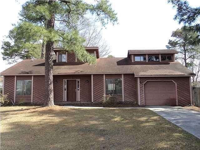 1st image of 310 Indian Dr