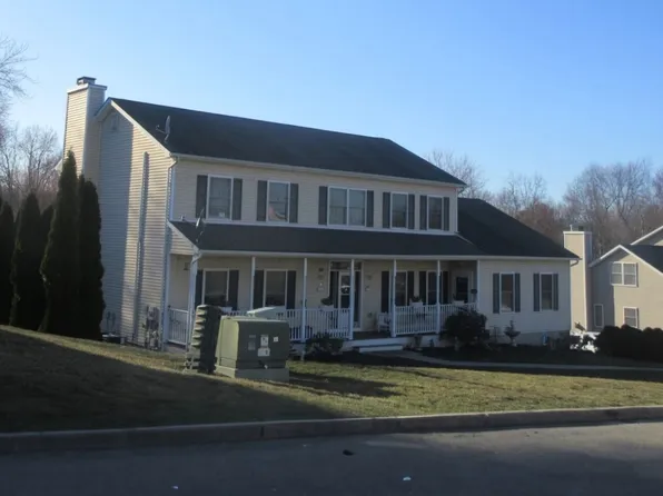 50 Red Maple Way, New Windsor, NY 12553