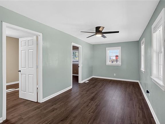 4th image of 4306 Plainfield Rd