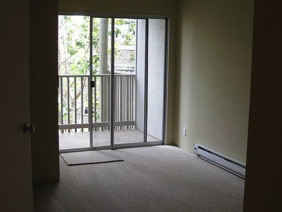 lg bedroom