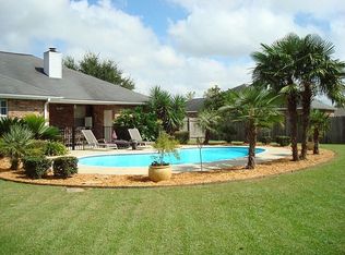 219 Maureen Dr, Youngsville, LA 70592