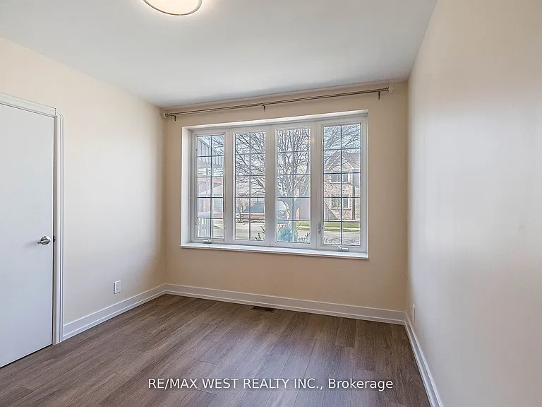 7 Highland Hl — Photo 14