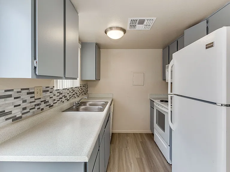 1320 S Hardy Dr — Photo 1