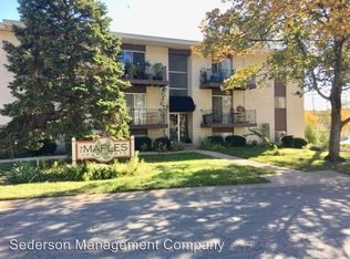 5811 Maple St APT 3, Mission, KS 66202
