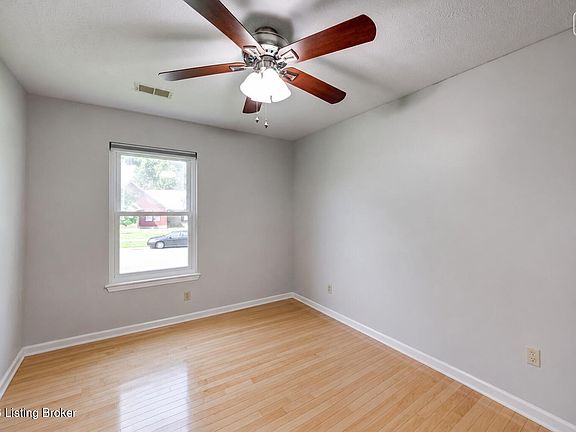 4th image of 10408 Vantage Rd